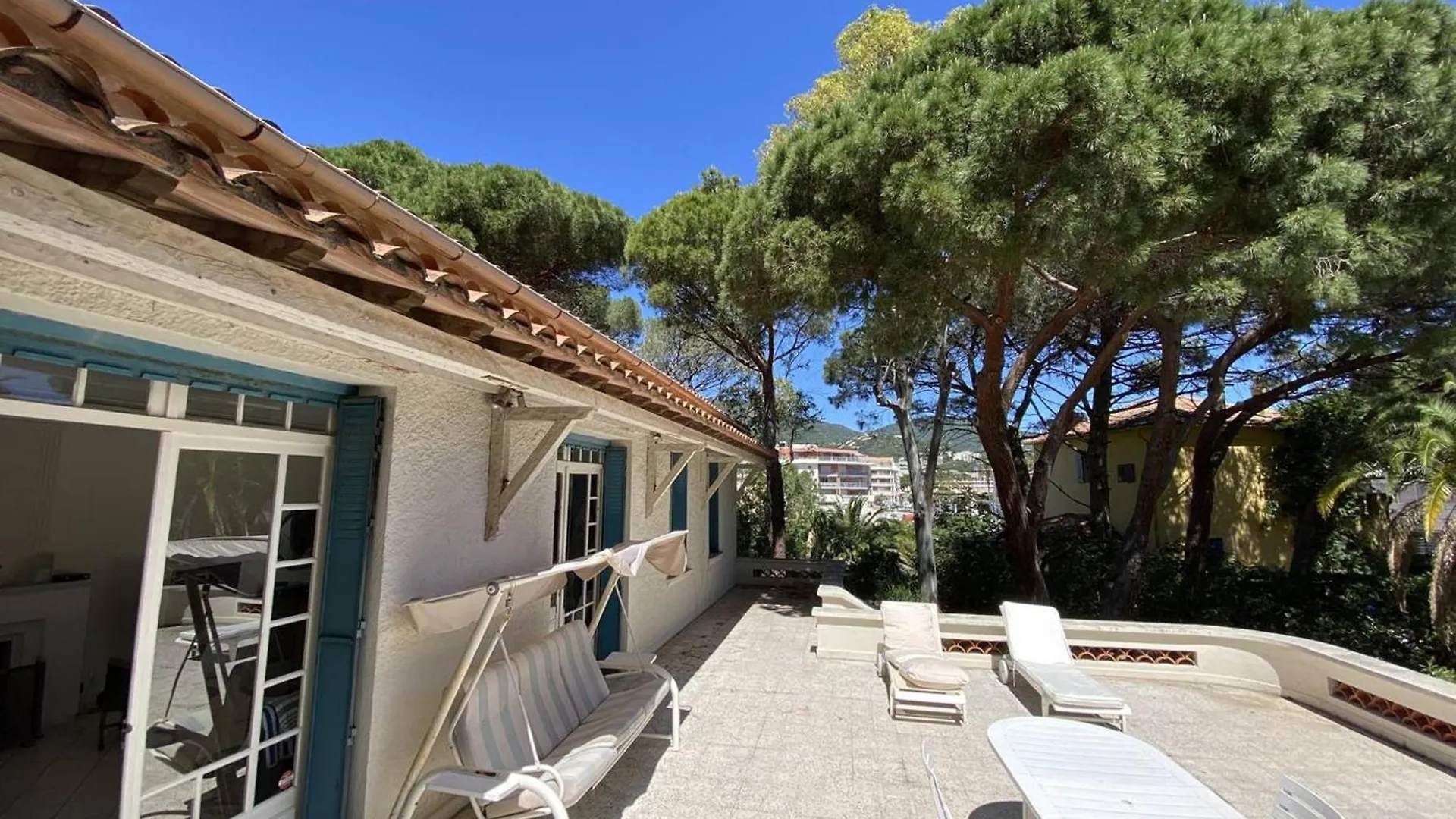 Villa Charmante A Cavalaire Avec Climatisation Et Parking, Proche Port Et Plage - Fr-1-100-346 France